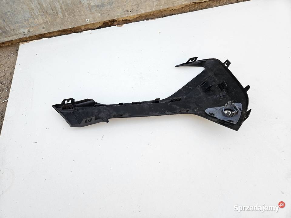 BMW X1 F48 LIFT KRATKA RAMKA PRAWA PRZÓD 8493444 osobowe Atrapy