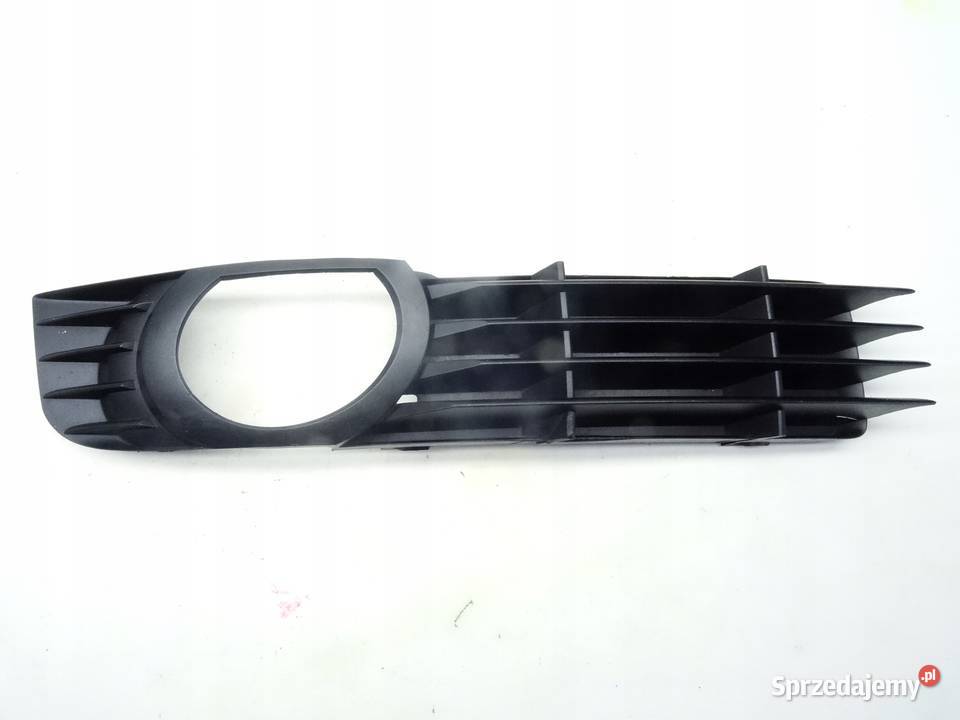 AUDI A8 D3 KRATKA ATRAPA ZDERZAKA 4E0807682A Przemęt