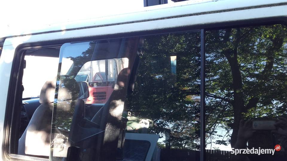 Szyba rozsuwana Vw t4 Multivan Carawella lewa