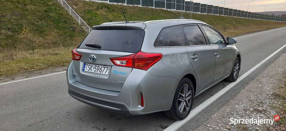 yota Auris 18 Hybryda 2014r 173 Kamera HandsFree Skarżysko-Kamienna