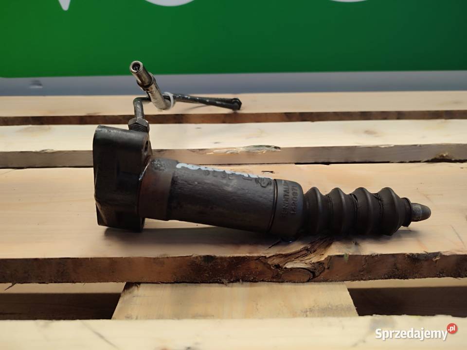 Wysprzęglik 21277 DEUTZ FAHR 85 AGROFARM wielkopolskie Wilkowo sprzedam