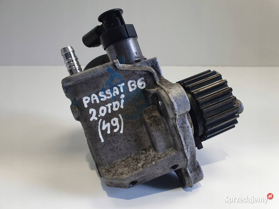 VW Passat B6 20 TDI POMPA WTRYSKOWA paliwa osobowe Chełm