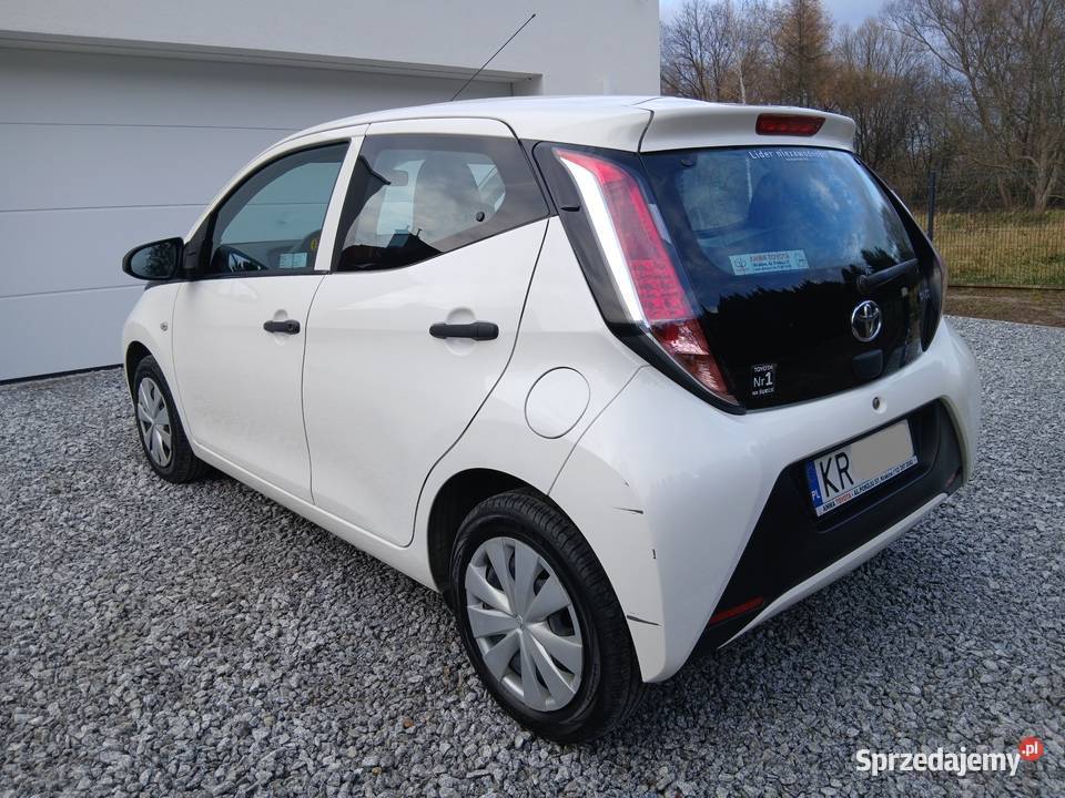Toyota Aygo osalon Polska pierwszy właściciel Kraków sprzedam