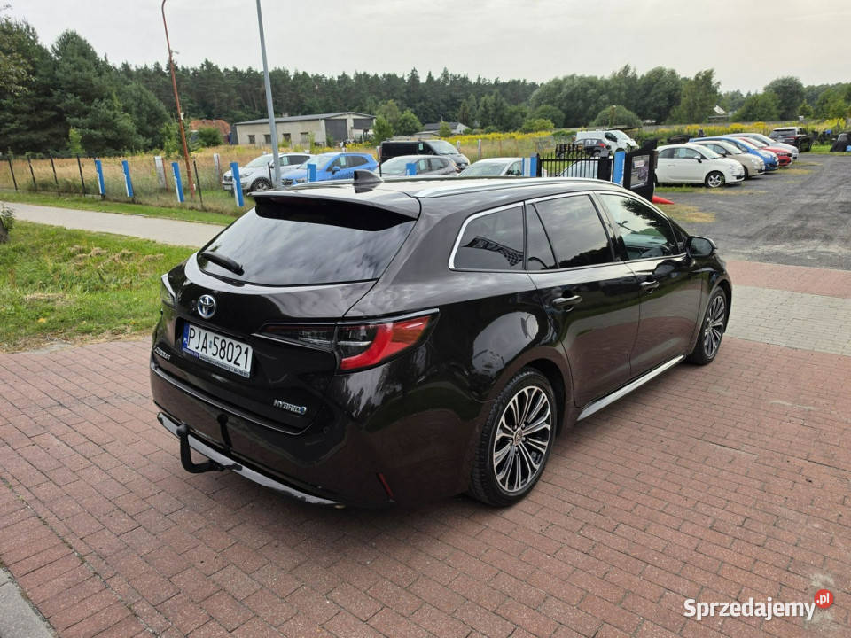 Toyota Corolla Toyota Corolla 18 benzynahybryda Cielcza