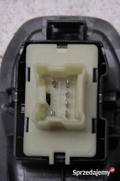 PANEL PRZYCISK SZYB DACIA DUSTER II 809609000R