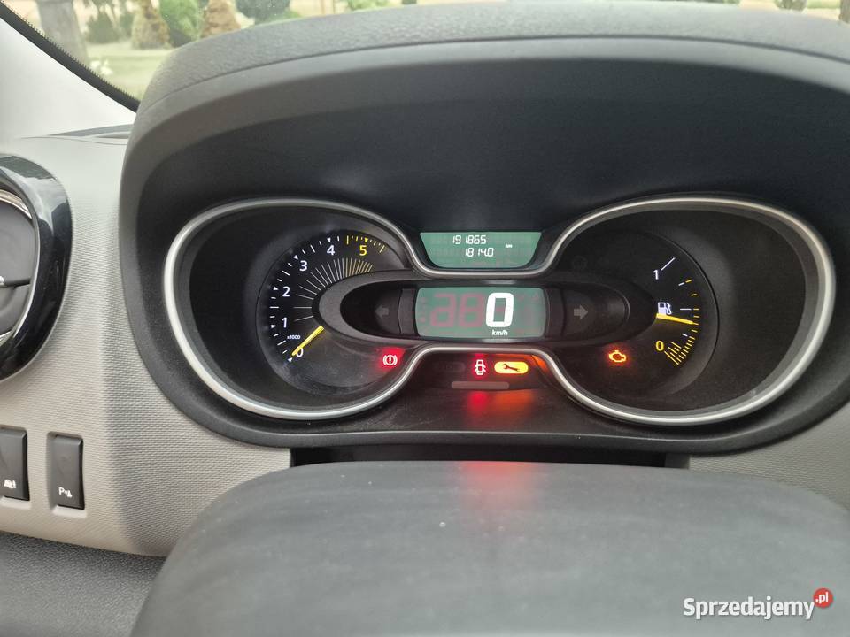 Renault Trafic 16 145 9 osobowy manualna sprzedam