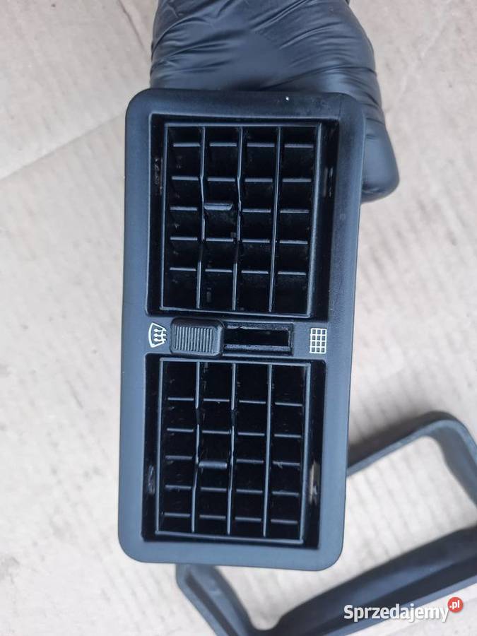Kratka nawiewu powietrza kratki Fiat 126p Maluch Strzelce Opolskie sprzedam