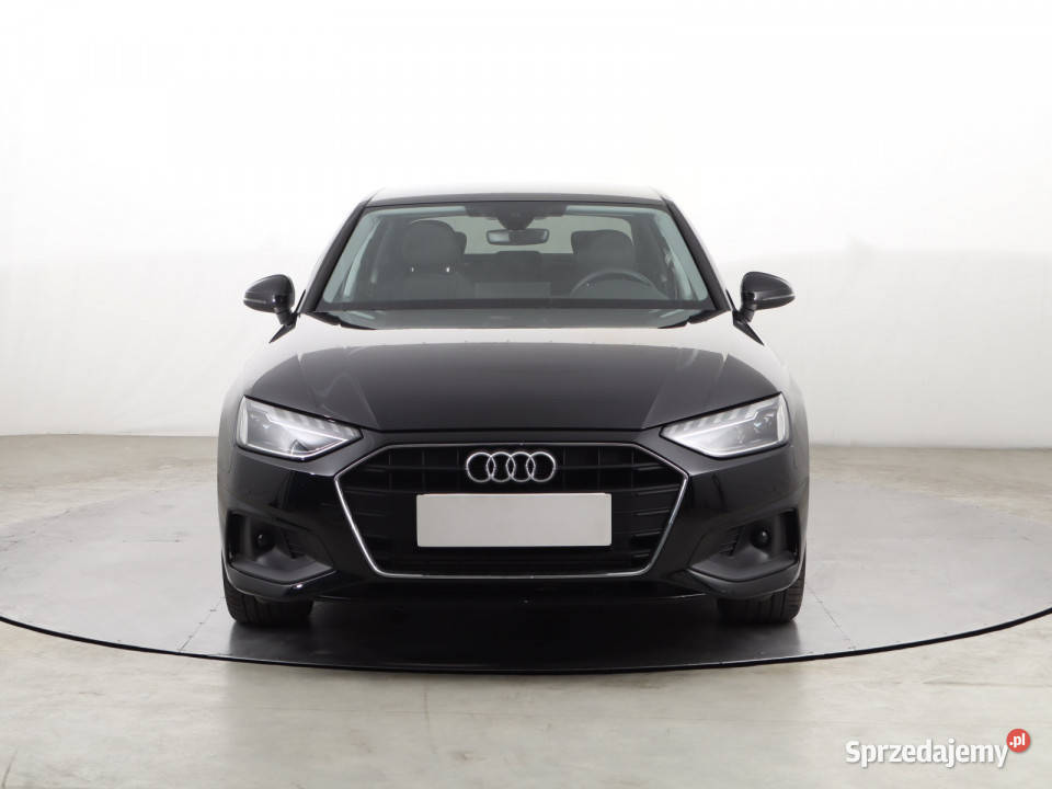 Audi A4 35 TFSI tempomat