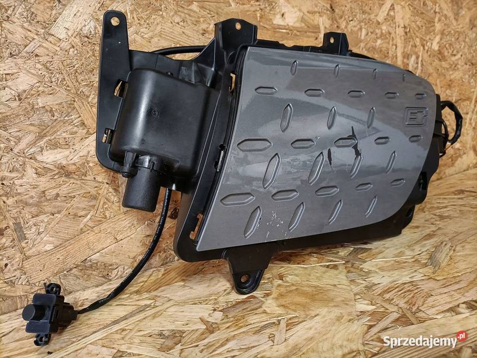 HYUNDAI KONA 18 KLAPKA ZAŚLEPKA GNIAZDO Klapki wlewu paliwa Pleszew