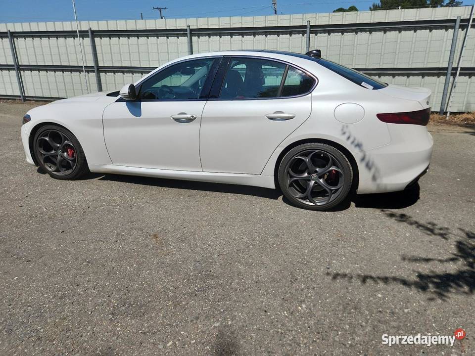 Alfa Romeo Giulia Ti 2017 Warszawa sprzedam