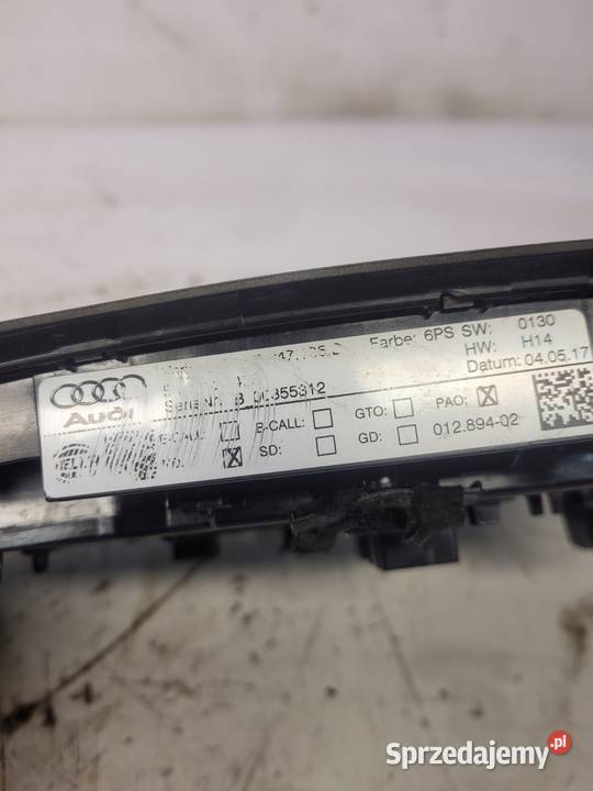 LAMPKA PODSUFITKI AUDI A4 B9 8W0947135D LED 6