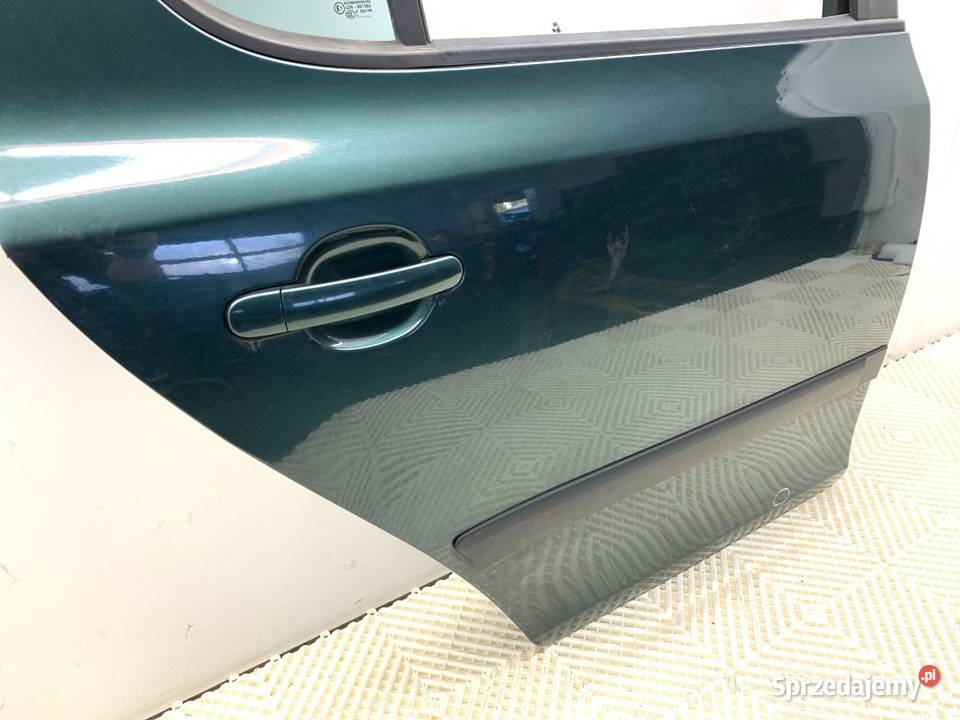 DRZWI PRAWY TYŁ SKODA FABIA II Hatchback 0614