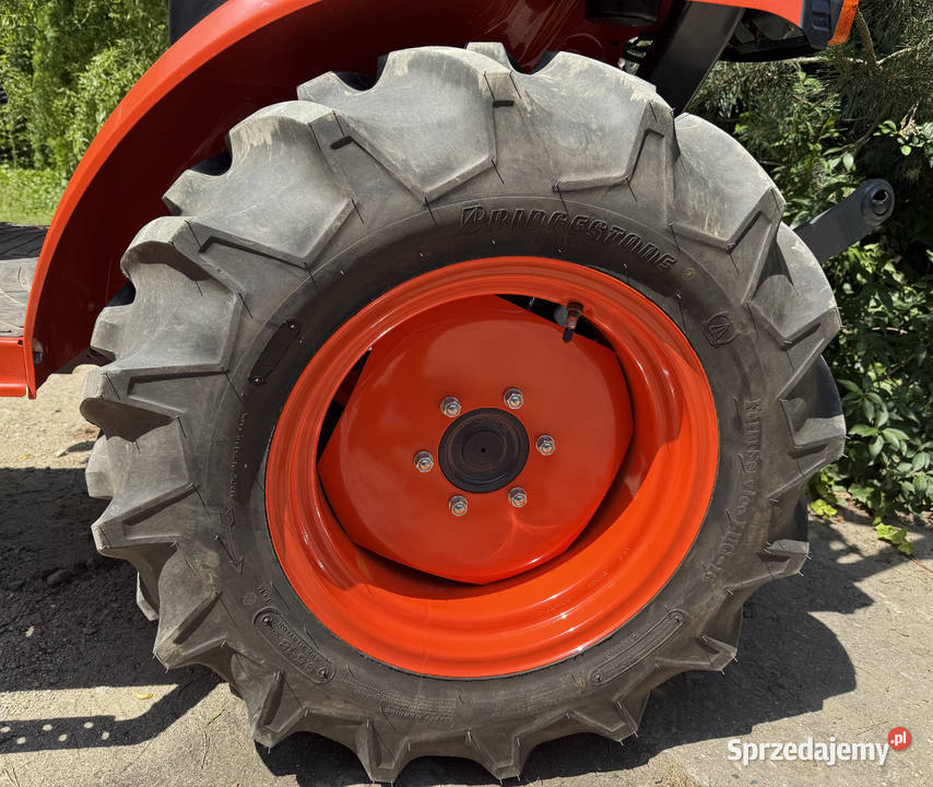 Kubota B1241 minitraktor 4x4 gwarancja Rokietnica