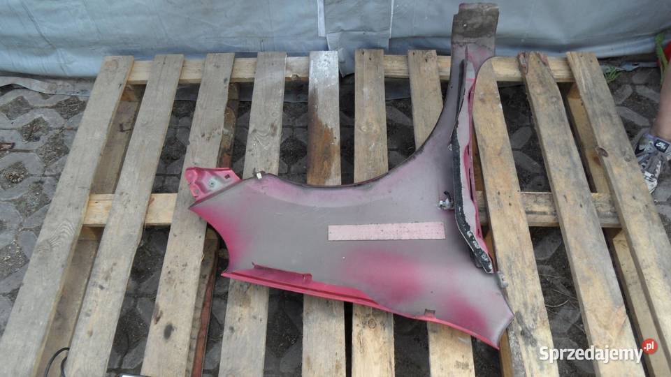 NISSAN MICRA K13 11r błotnik lewy przód