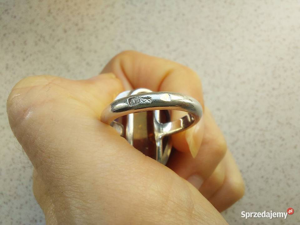 srebrny duży pierścionek z bursztynem srebro 925 srebro Poznań