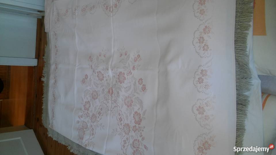 Duży obrus 200x160 nowy delikatny róż atłas