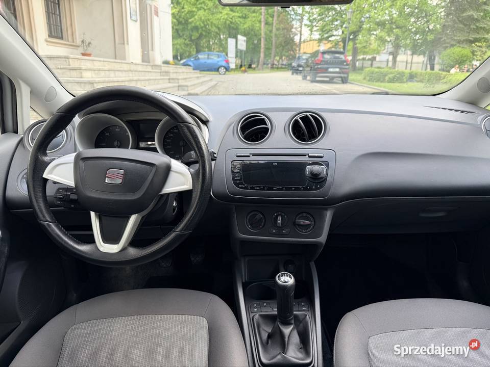 Seat Ibiza IV 16 TDI 2011r Świeżo sprowadzony Rok produkcji 2011 Ibiza Jasło