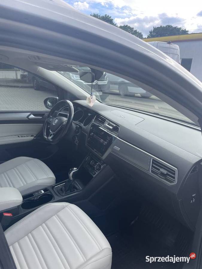 Vw Touran 20 TDI DSG R LINE MODEL 2020 150KM warmińsko-mazurskie Olsztyn