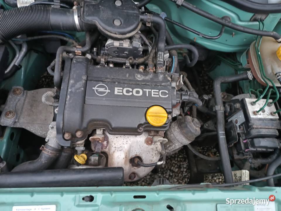 Opel Corsa c 10 benzyna klima właściciel 10 lat 60KM