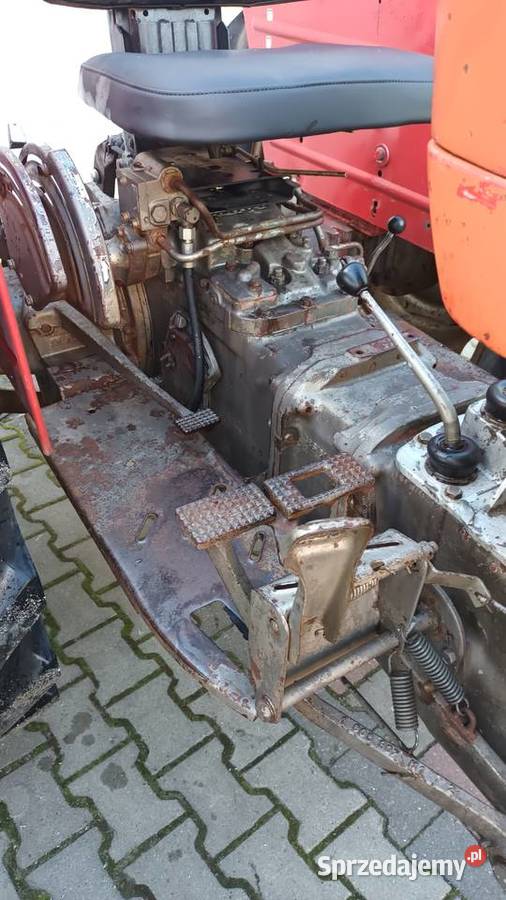 Massey Ferguson 158 4pzarejestrowany sprawnym Zelów