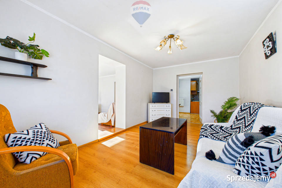 Dom z warsztatem stodołą i oborą Sprzedaż Pyrnik