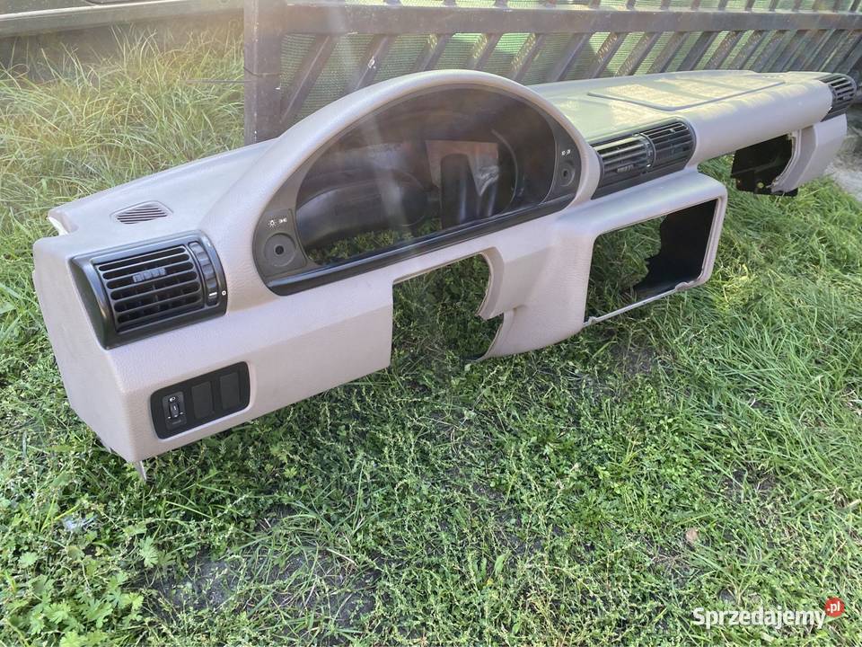 Deska rozdzielcza BMW E36 Compact Jasna beżowa Części samochodowe