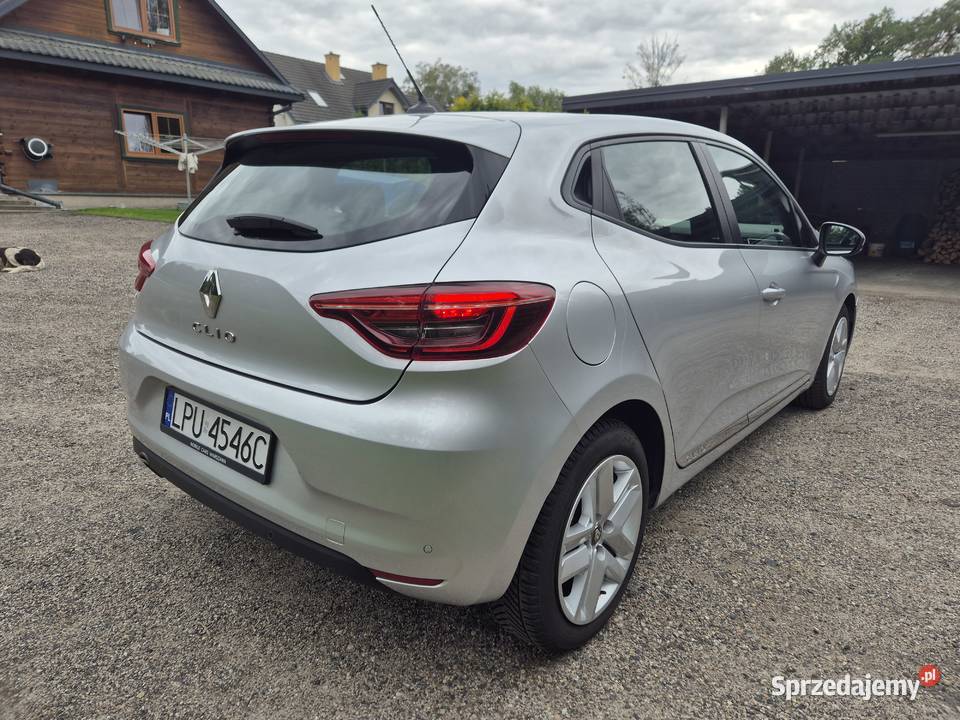 Renault Clio 10 benz 2022 r
