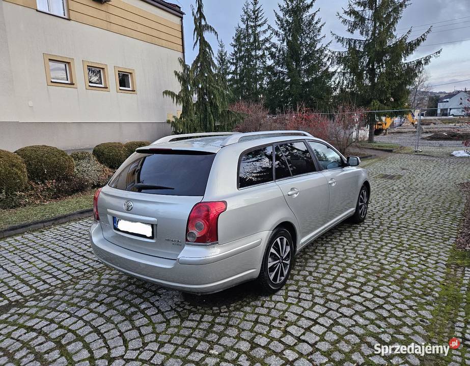 Toyota Avensis 2007r 20D 126 Navi Skóra Grzane Rok produkcji 2007 Ryglice