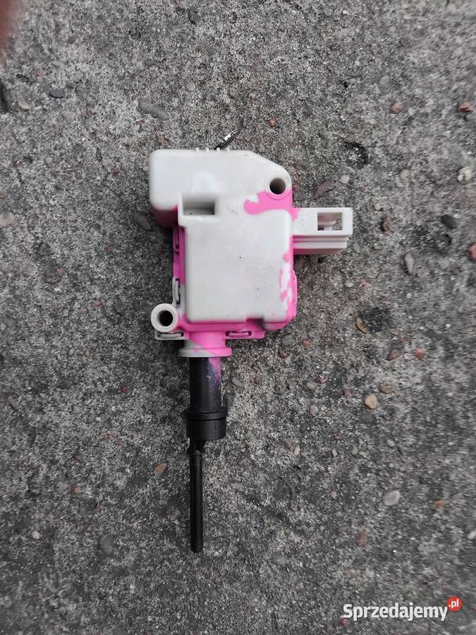 Silniczek klapki wlewu paliwa mercedes ml w 163