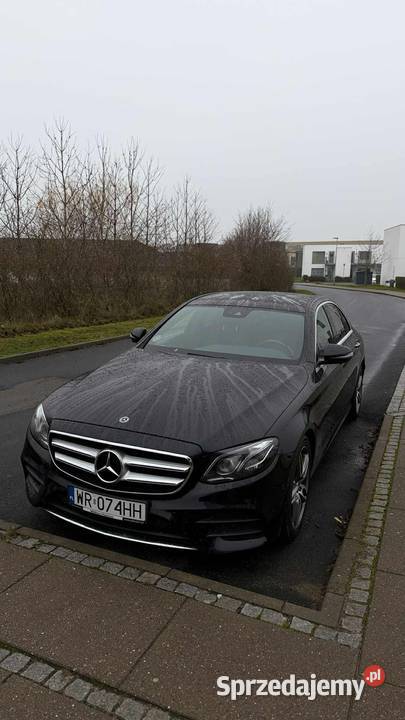 Mercedes e220 pakiet amg full czarny mazowieckie Radom