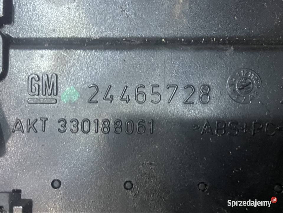 Kratka nawiewu konsoli lewa prawa opel astra h Rok produkcji 2005 Kratki nawiewu