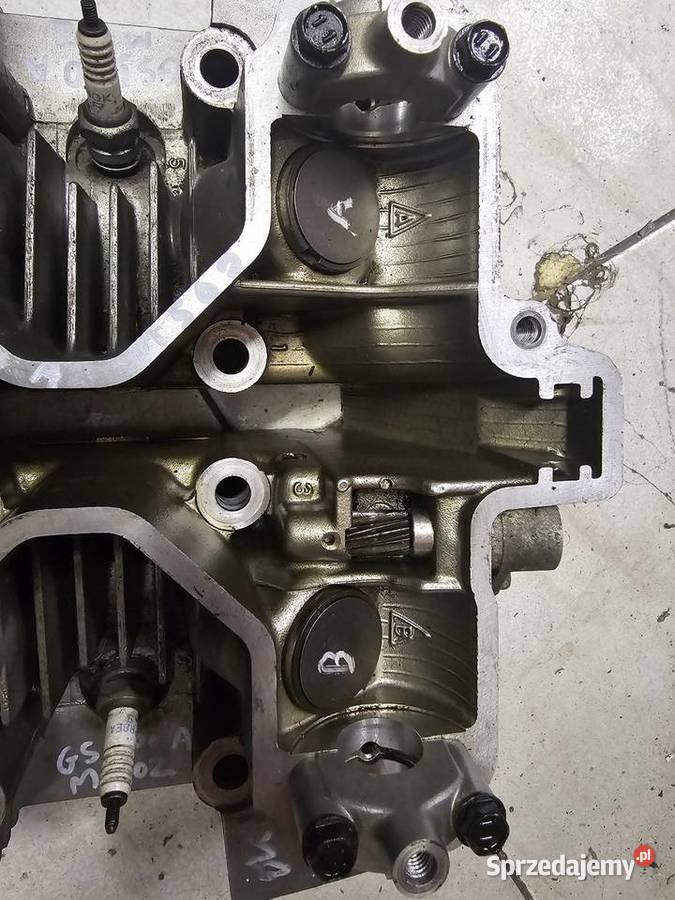 Suzuki GS 500 głowica wałek wałki rozrządu zawór Jelenia Góra sprzedam