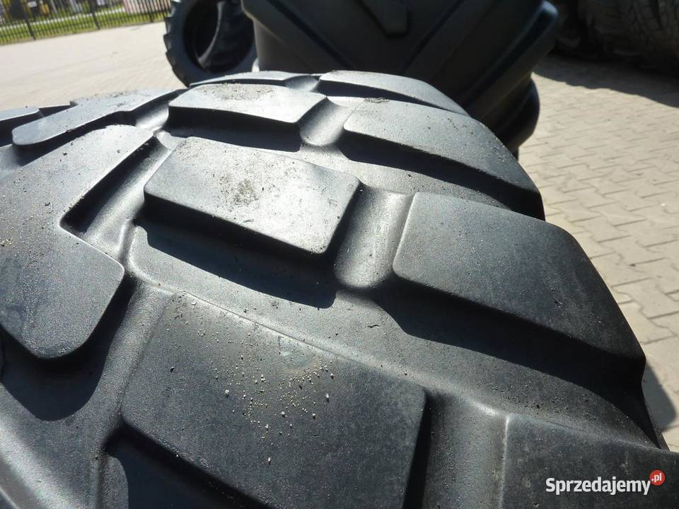 Opona używana rolnicza 56045R225 BKT FL693 1000 Zaścianki
