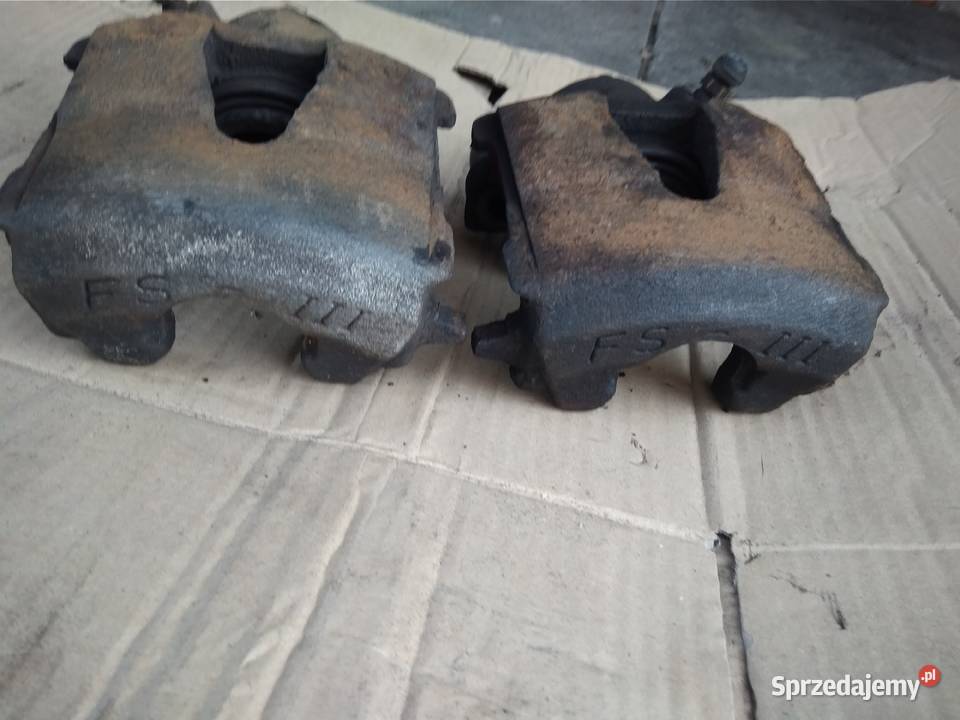 Skoda Octavia 1 2 zaciski hamulcowe przód prawy Skoczów sprzedam