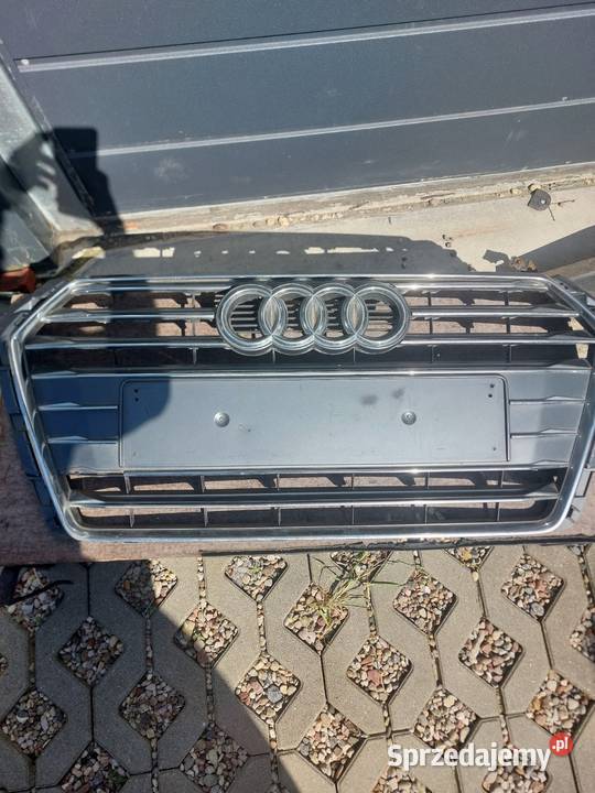 AUDI A4 B9 S LINE 8W GRILL CHROM ATRAPA