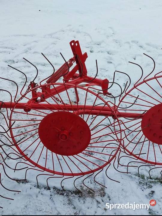 Zgrabiarka 4 gwiazdowa zawieszana