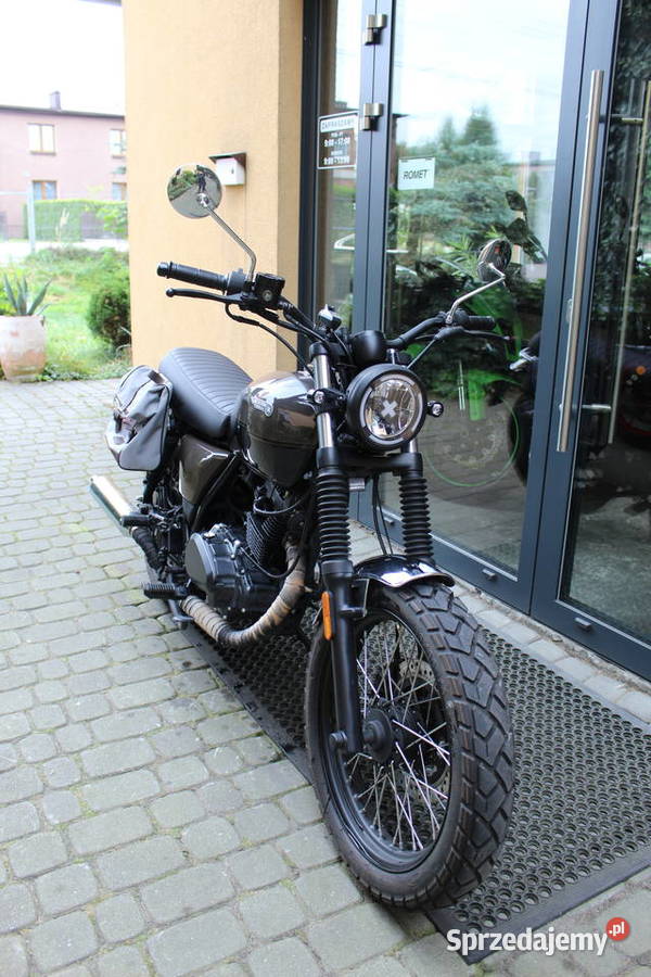 Brixton Cromwell BX 125 benzyna Gostyń