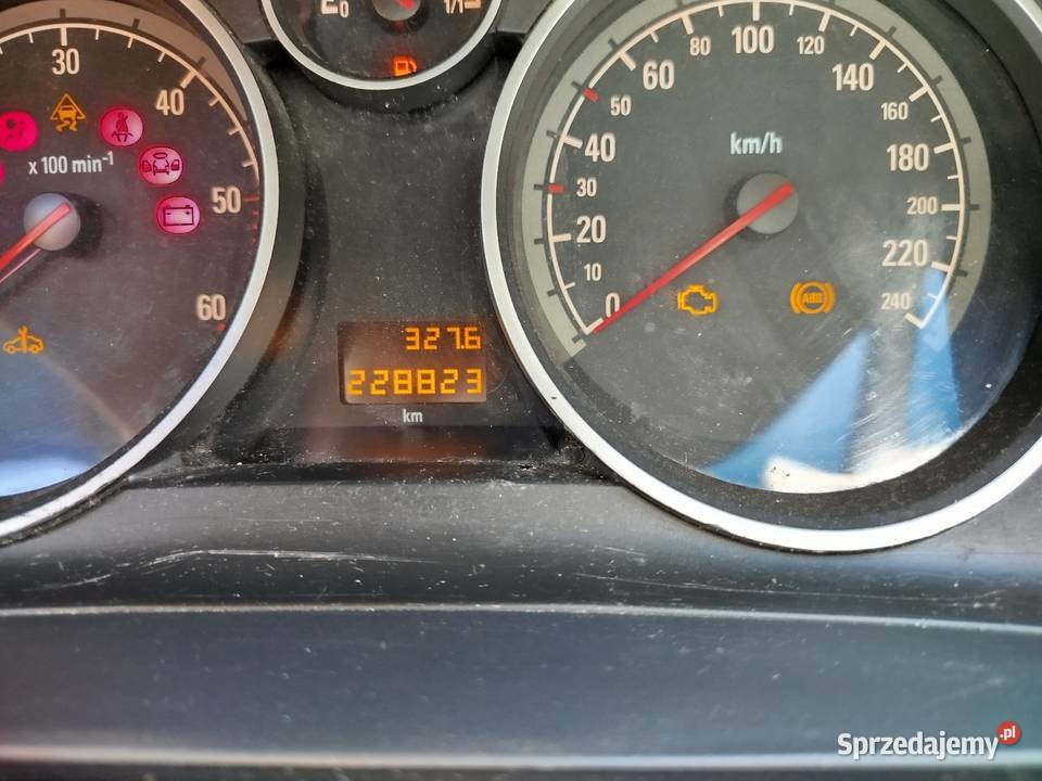 Sprzedam Opel Zafira 17 diesel 2009r radio