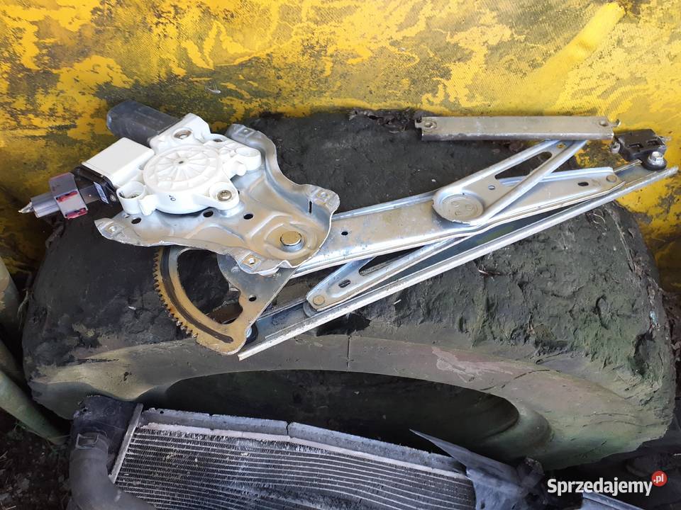 Sprzedam podnośnik szyb Toyota Corolla prawy Pozostałe Kraków