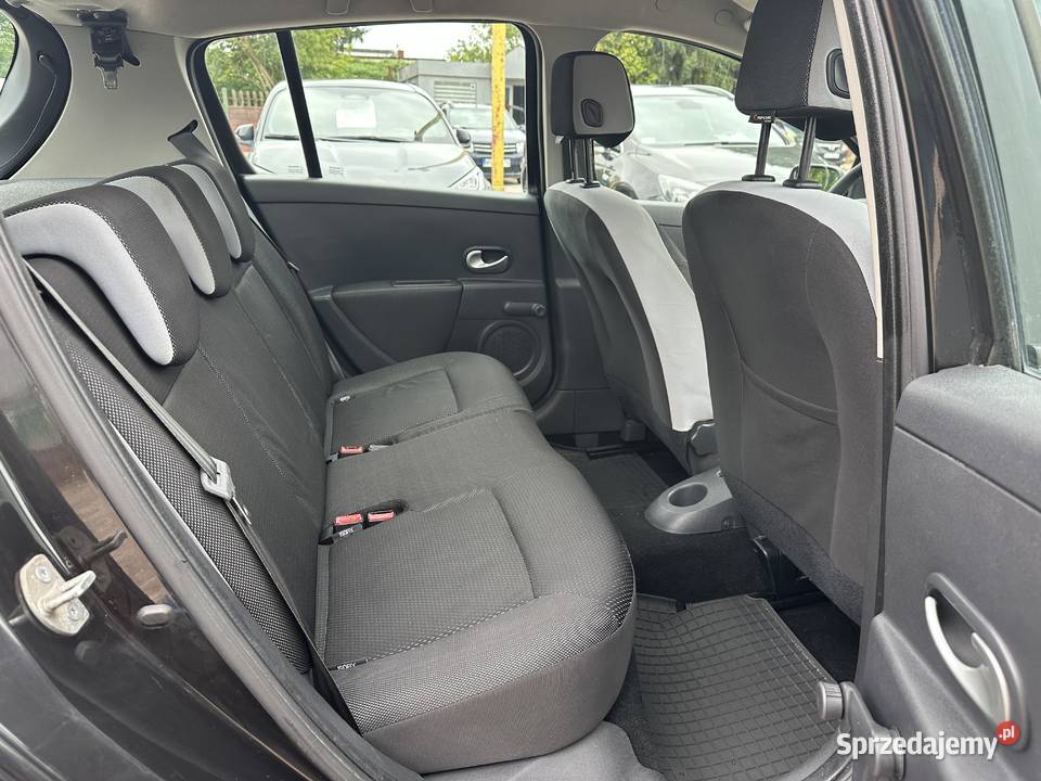 Renault Clio 12 benzyna 75 KlimaIsofix5 nieuszkodzony Warszawa