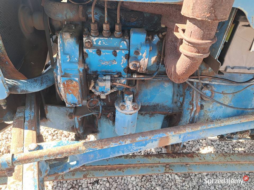 Ciągnik Fordson z widlakiem Napęd 2x4 Ford Piecewo