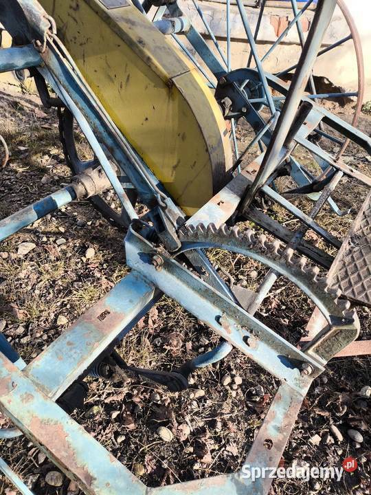 Przewracarka do siana konna przerobiona do