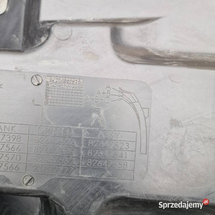 RENAULT RANGE T GAMA BŁOTNIK NADKOLE OŚ PRZÓD Bieleń