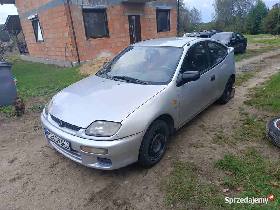 Mazda 323 c gaz Stag 1998