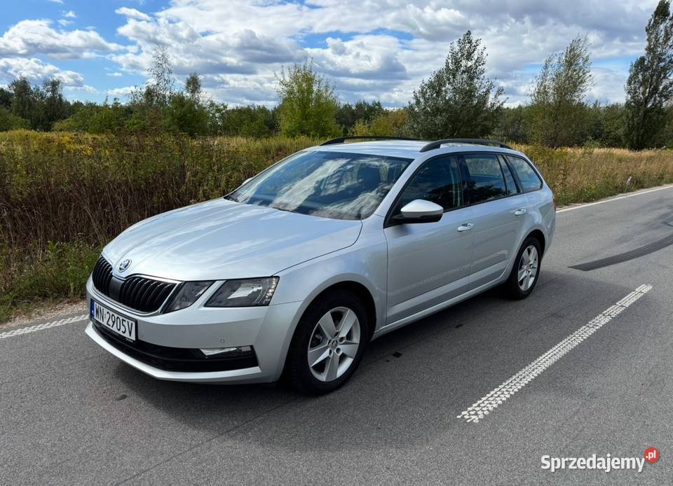 Skoda octavia 16Tdi 2018 salon elektryczna klapa Warszawa