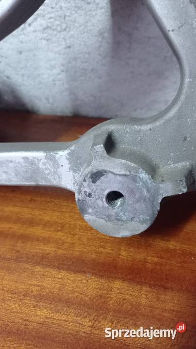 Wspornik koła mocowanie tłumika skuter SYM 250 łódzkie Łubno