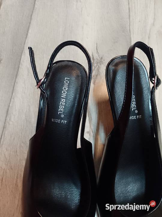 41 London Rebel Czarne czółenka wieczorowe z