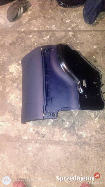 A4 B7 schowek strony pasażera Lubin