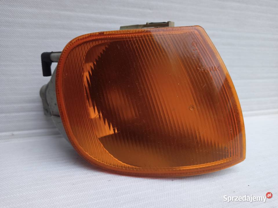 VW Polo III 6N kierunkowskaz kierunek prawy Sieradz