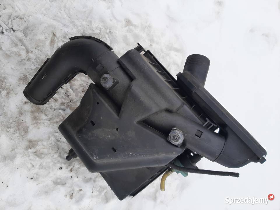 VW Golf III 3 16 obudowa filtra powietrza Ksawerów